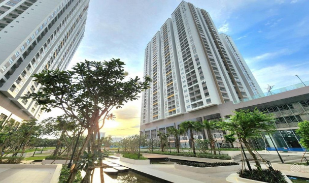 Q7 Saigon Riverside